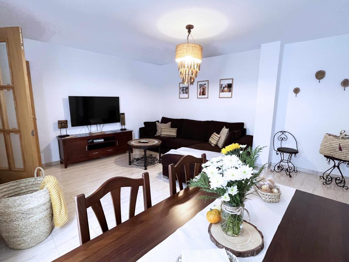 La Pereta Immaculate Quiet House Free Parking Apartment มาลากา ภายนอก รูปภาพ