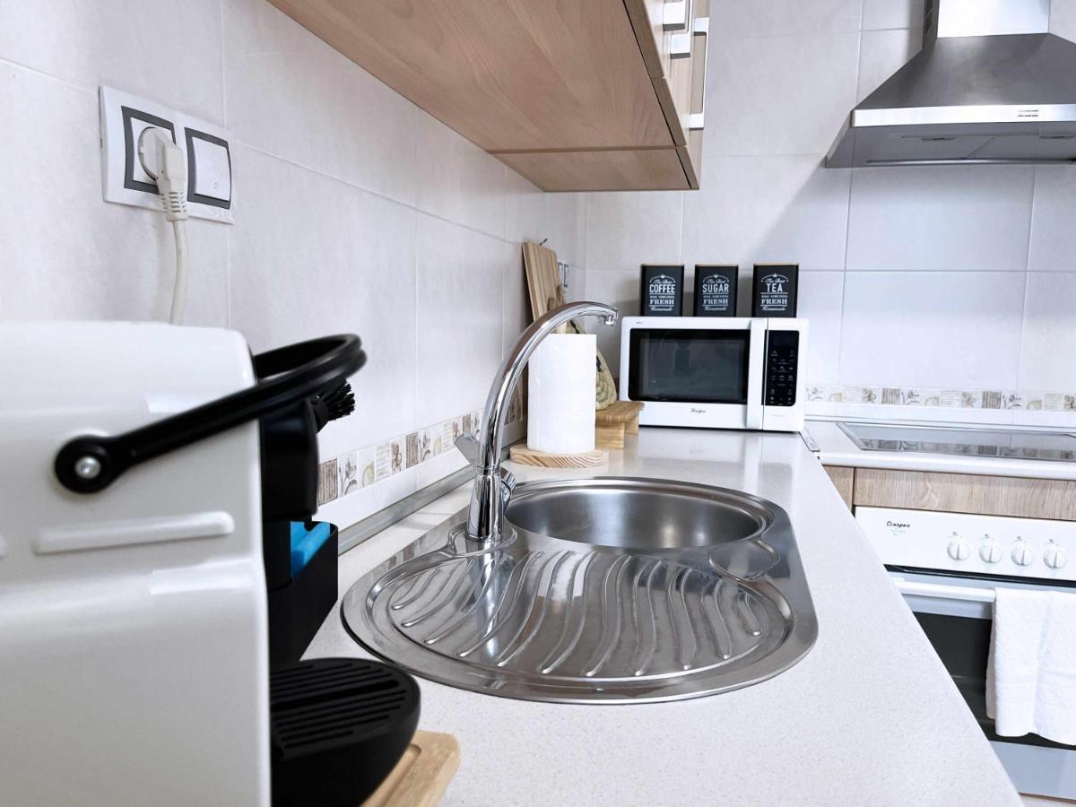 La Pereta Immaculate Quiet House Free Parking Apartment มาลากา ภายนอก รูปภาพ